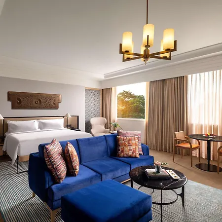 Pullman Chennai Anna Salai - Premium Brand By Accor Hotel Exterior photo