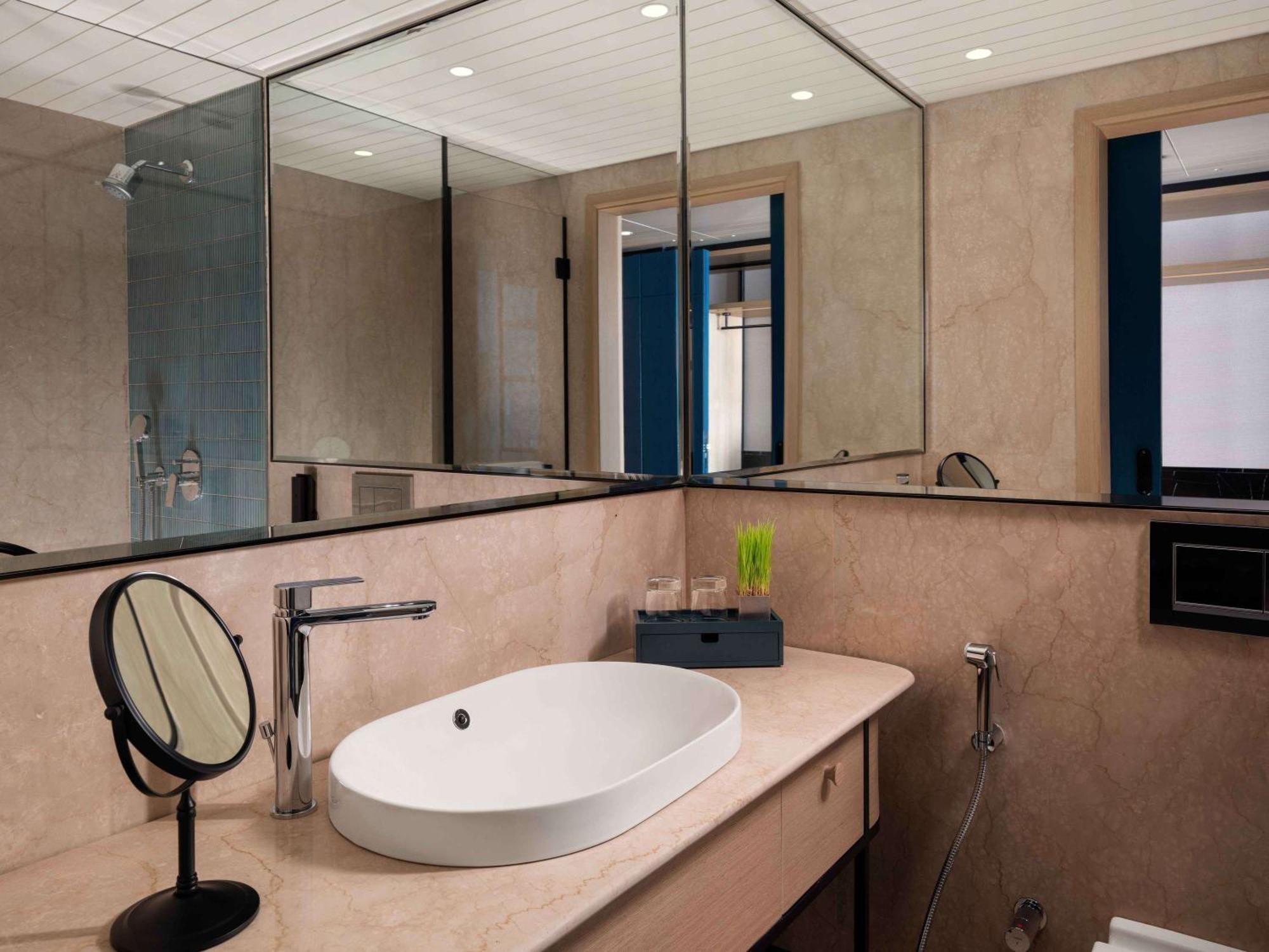 Pullman Anna Salai - Premium Brand By Accor 5* Chennai